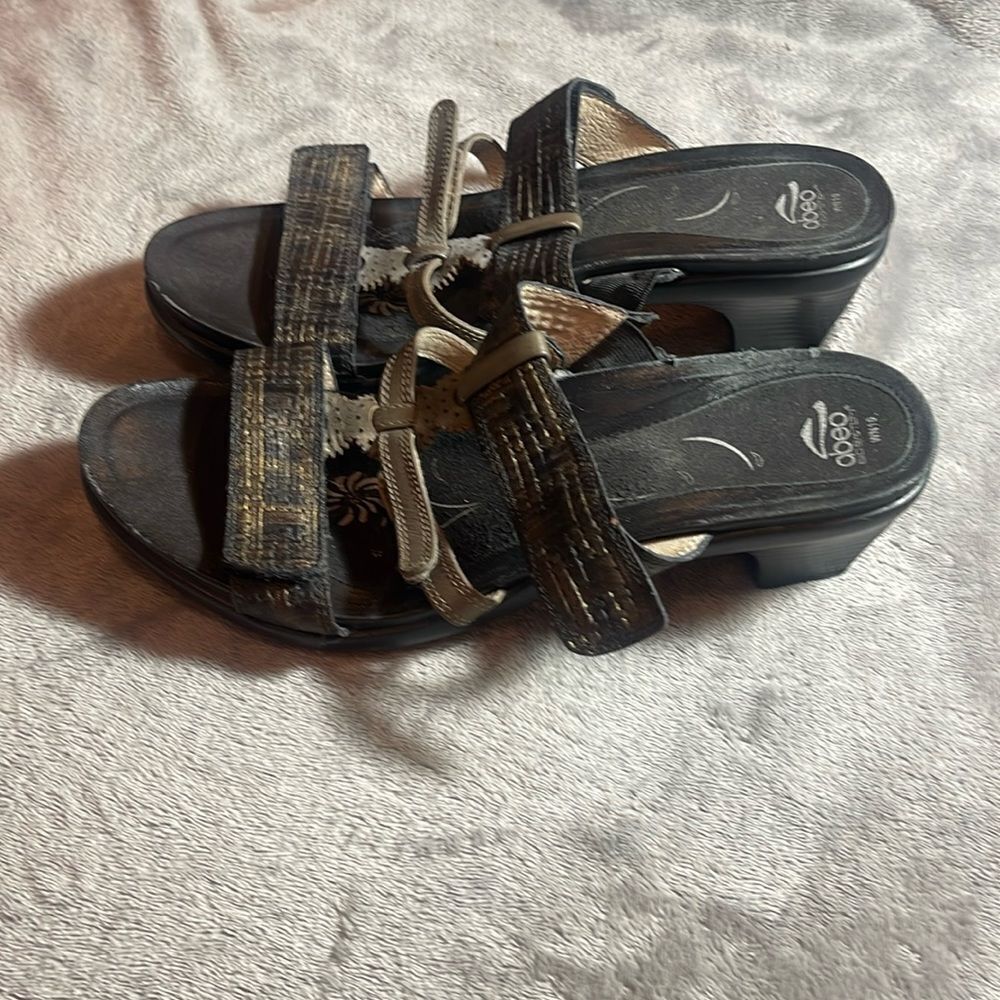 Obeo sandals size 10